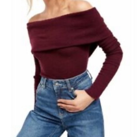 NWT Free People Snowbunny Off Shoulder Sweater - Picture 2 of 6